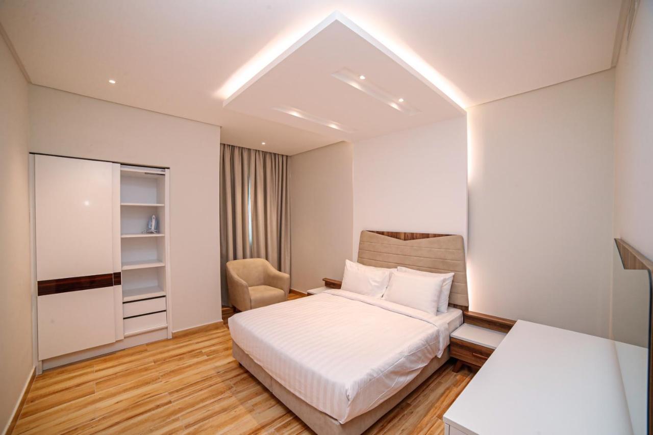Jc Suites Manama Exteriör bild